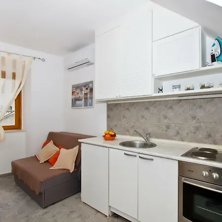 Apartment Center Marija *