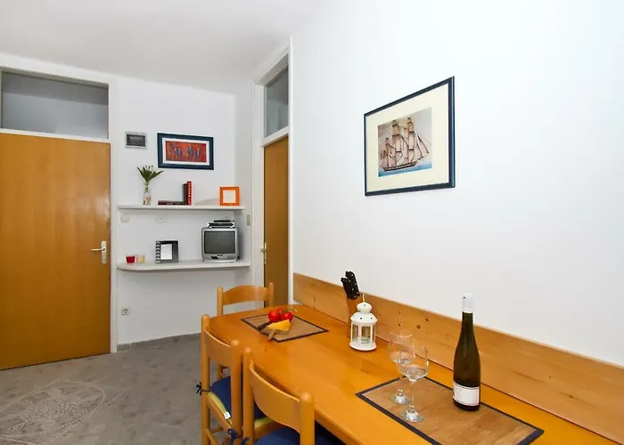 Apartment Center Marija *