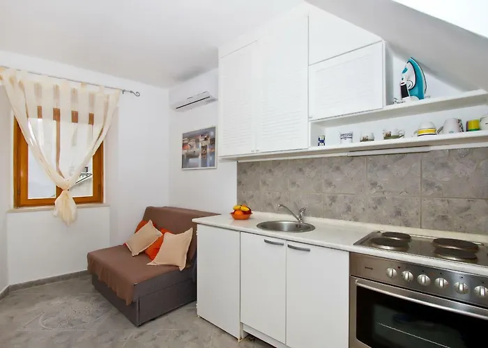 Apartment Center Marija *