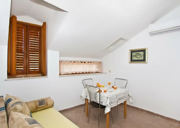 Apartment Center Marija *