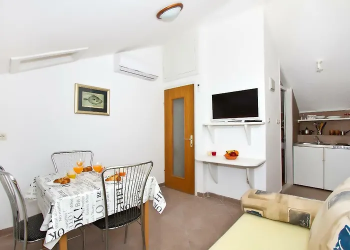 Center Marija Apartment *